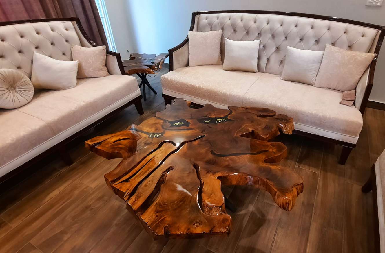 Live edges centre table
