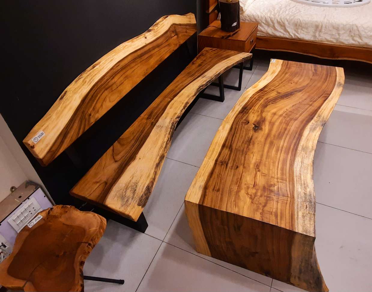 Bench with centre table