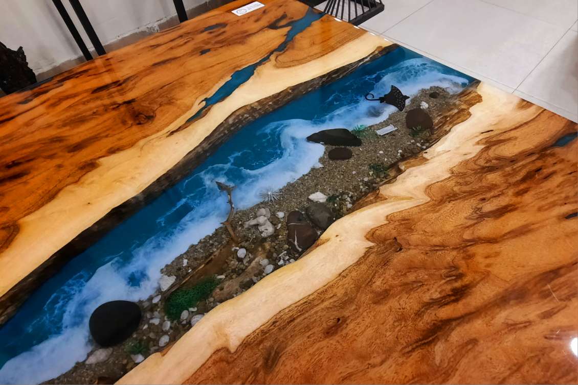 Ocean table
