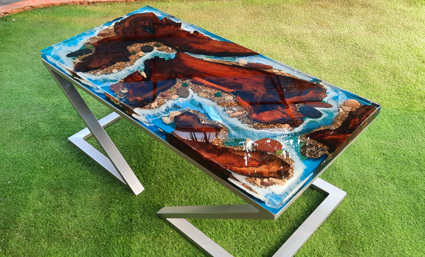 Premium Ocean Table