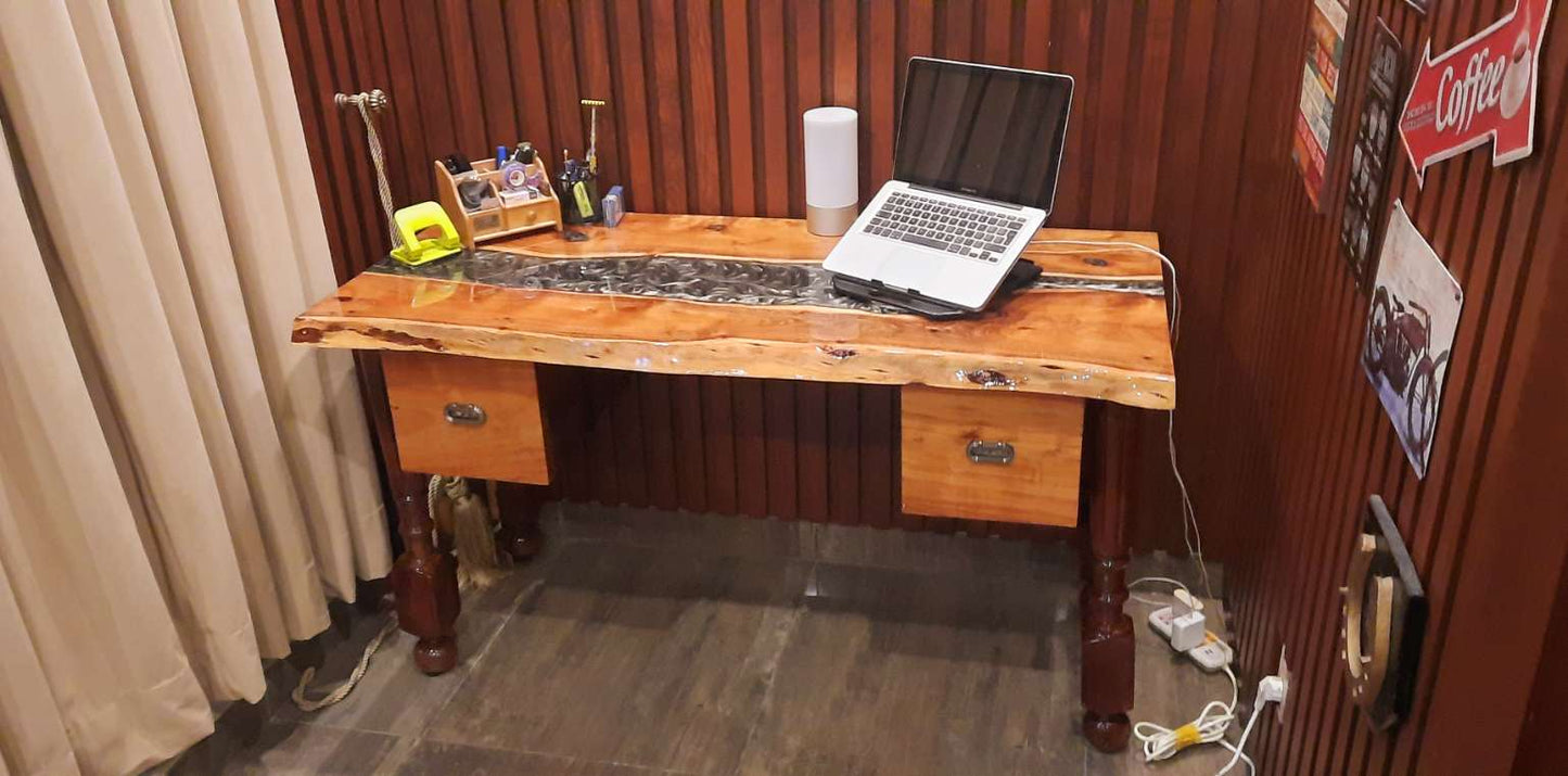 Office table