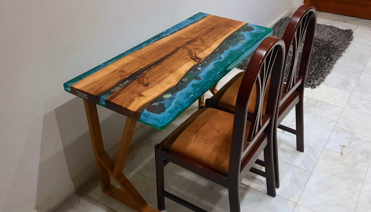 Premium Ocean Table