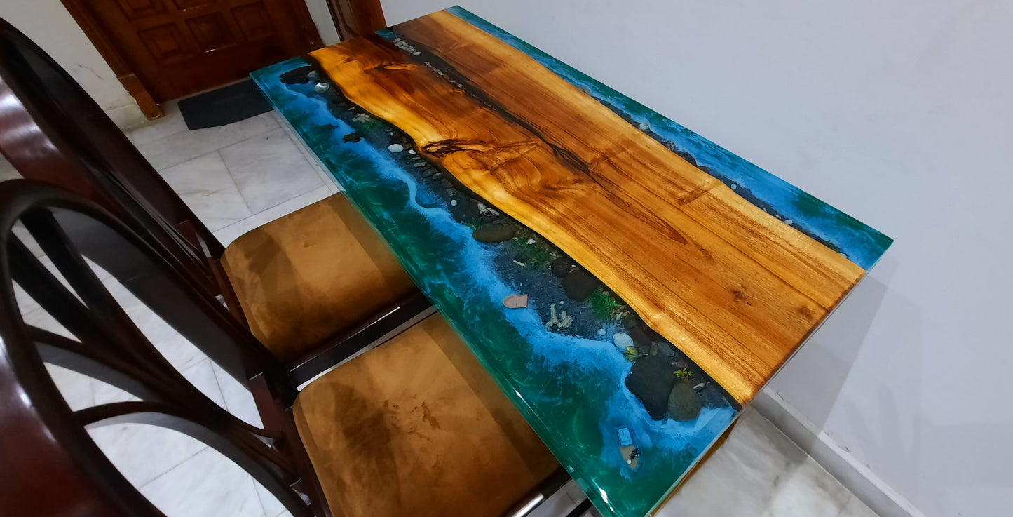 Premium Ocean Table