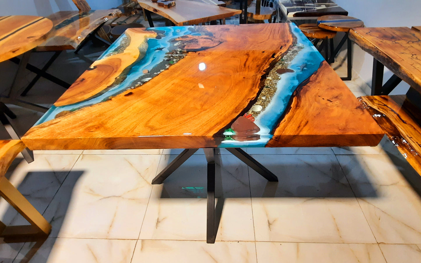 Premium Ocean Table