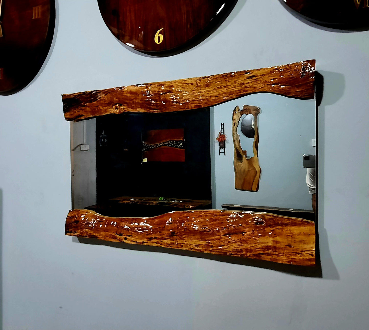 Wooden mirror